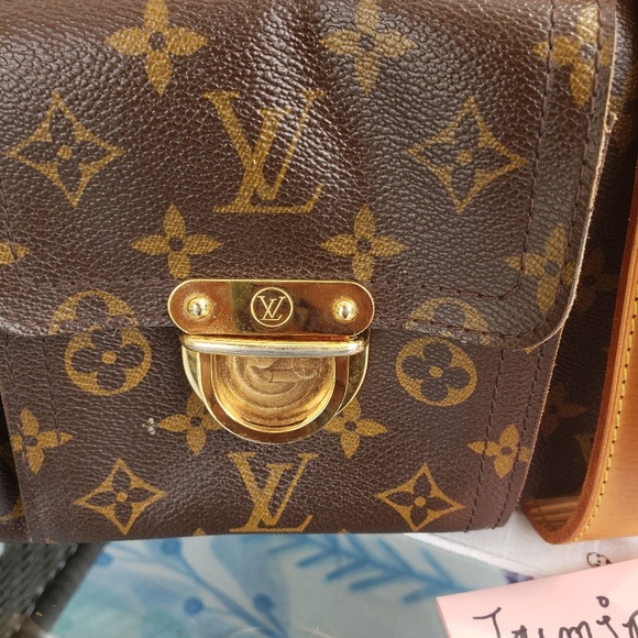 Louis Vuitton Manhattan GM - Picture 7 of 8